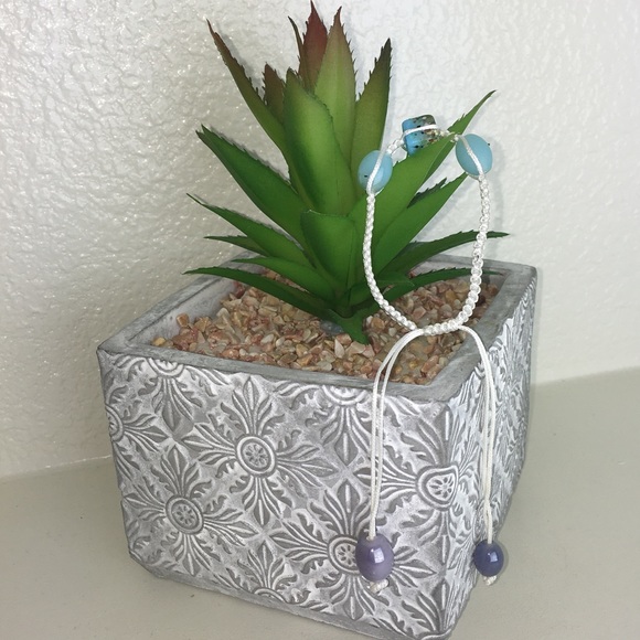 Handmade Chinese Knotting Bracelet W/ Glass Beads - Picture 6 of 8